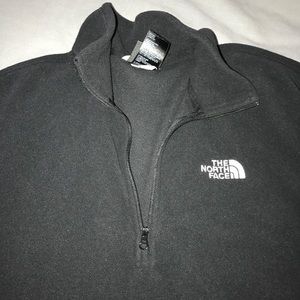 Men's size small north face fleece pullover